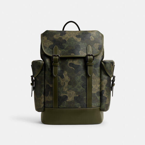 Hitch Backpack In Signature Camo Print